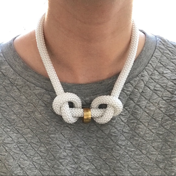 White rope necklace - Multiple ways to wear - Picture 12 of 15